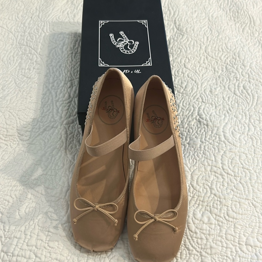 New in box Free People ballet flats